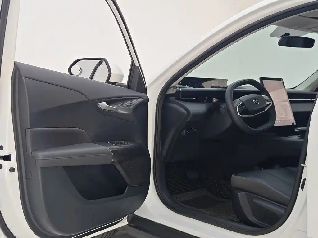 Changan Yida — миниатюра 26