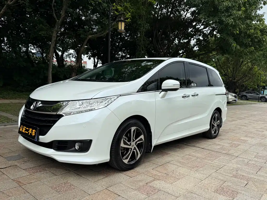 2018 Honda Odyssey - zdjęcie 1 z 22