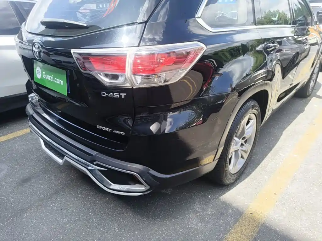 Toyota Highlander — миниатюра 24