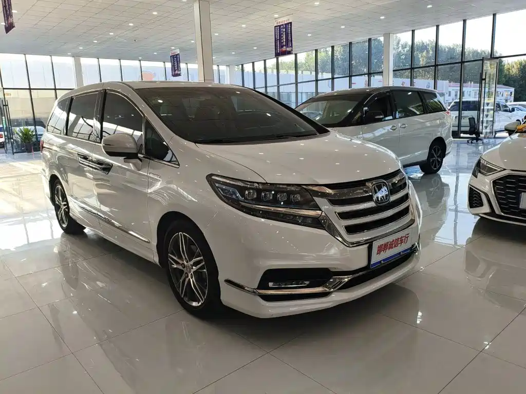 Honda Elysion — миниатюра 3