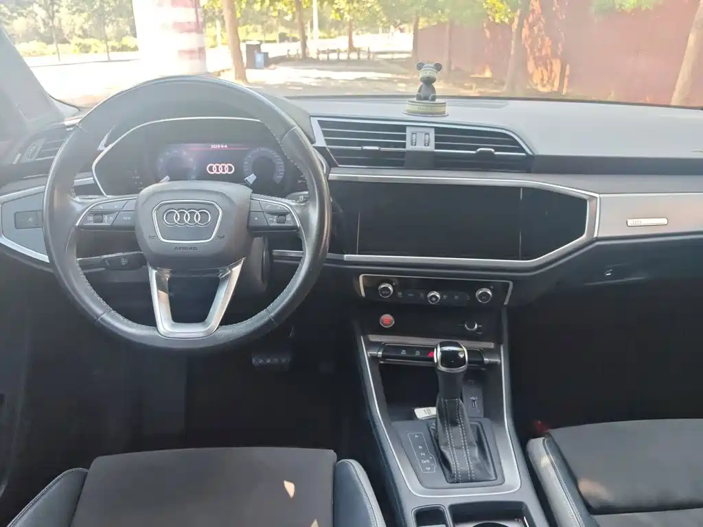 Audi Q3 — миниатюра 10