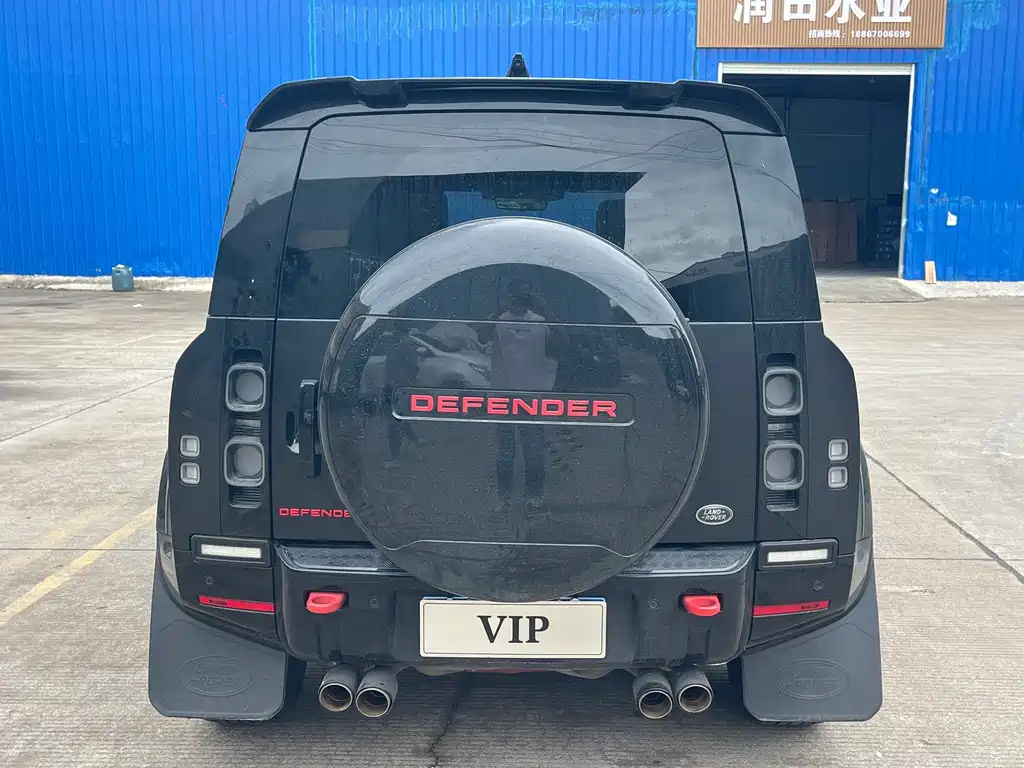 Land Rover Defender — миниатюра 4