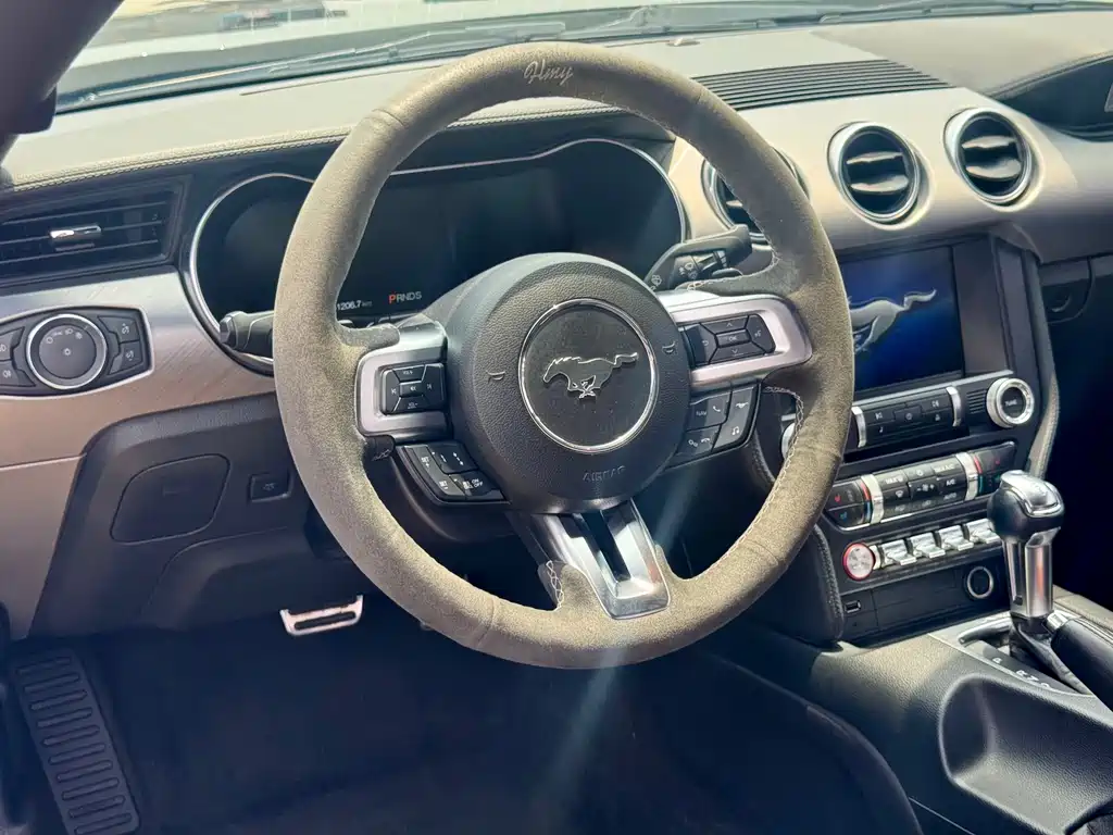 Ford Mustang 2019 2.3L EcoBoost
