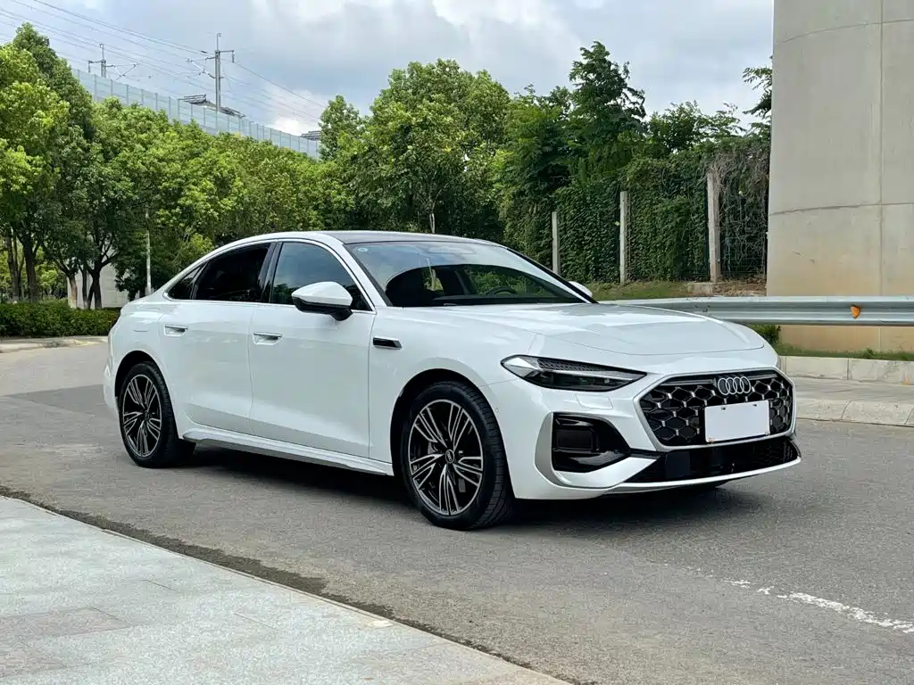 Audi A5L — миниатюра 4