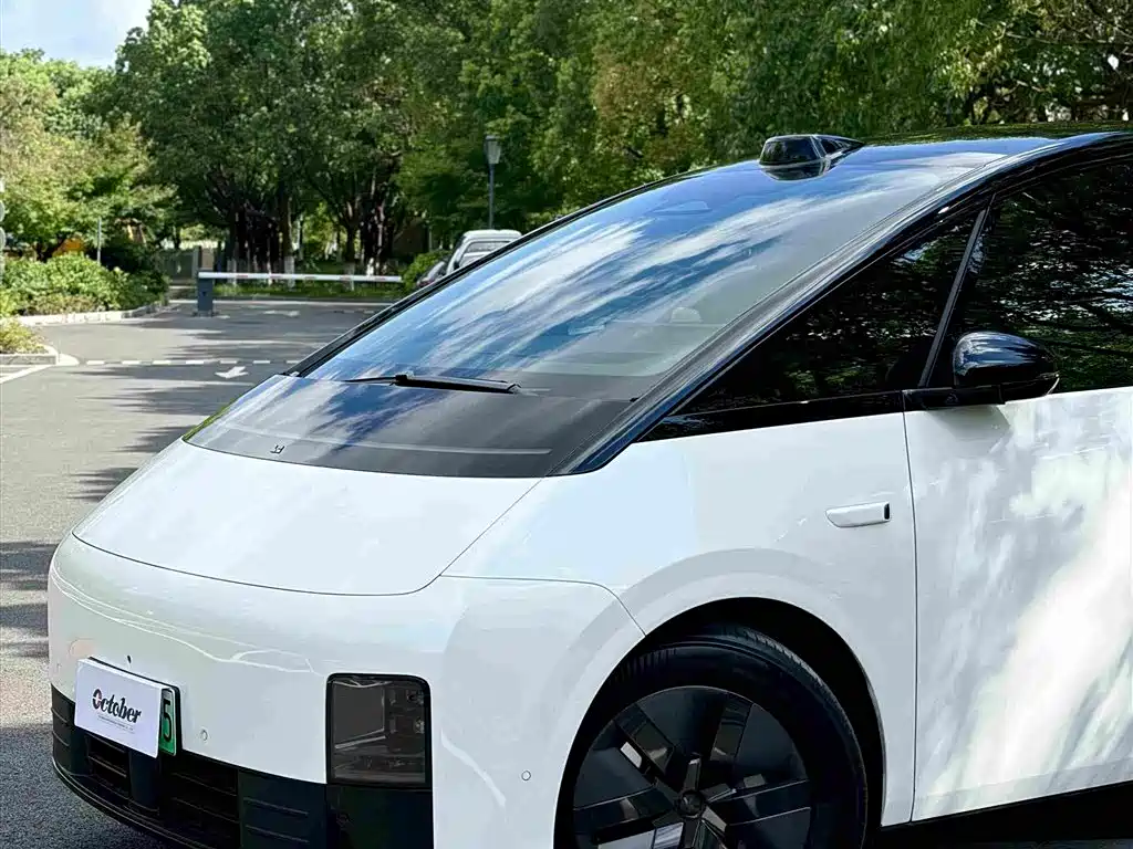 Li Auto Li MEGA — миниатюра 2