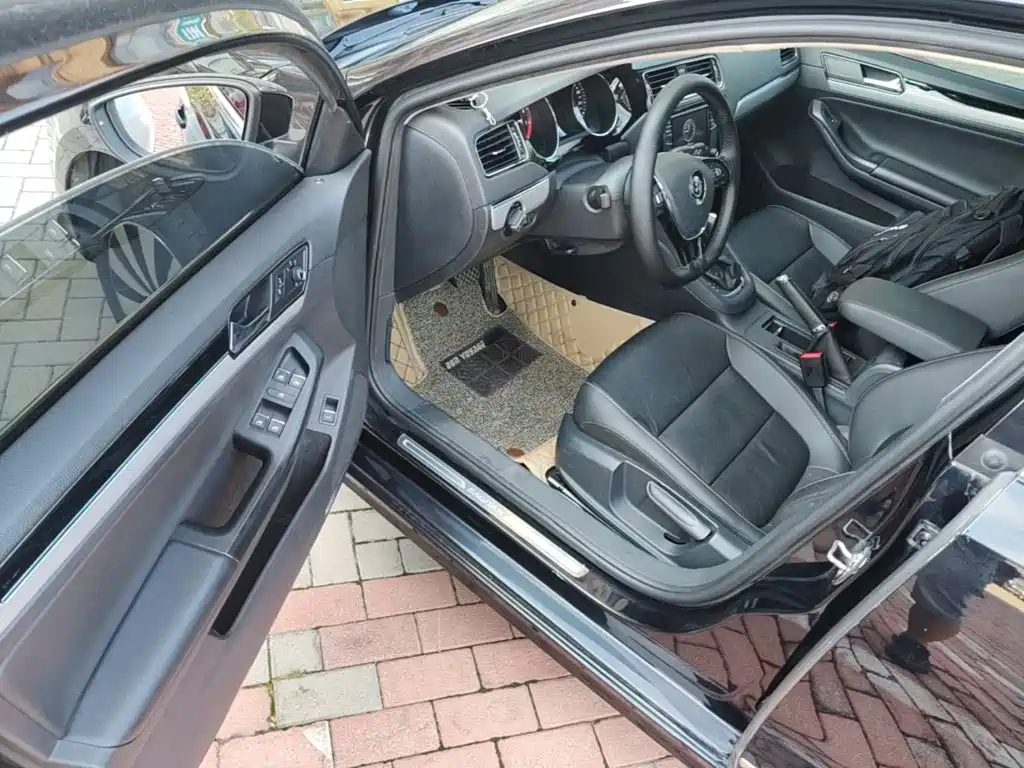 Volkswagen Sagitar — миниатюра 16