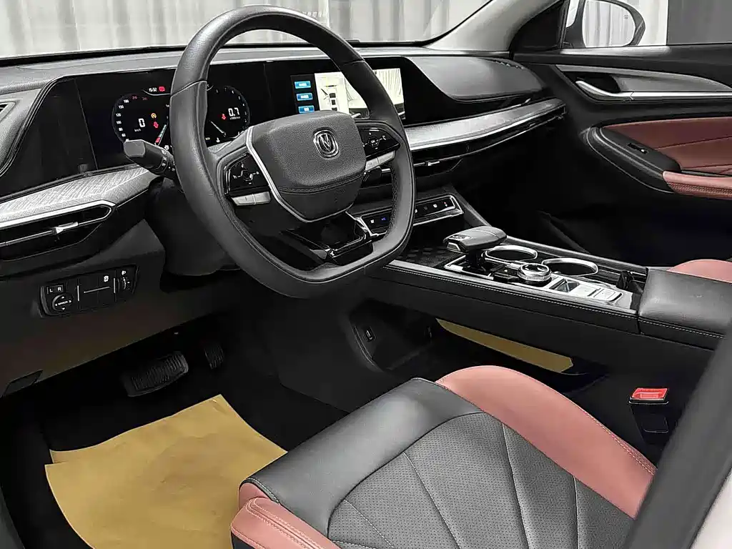 Changan Eado 2023 Enjoy PLUS NE 1.4T GDI DCT Luxury