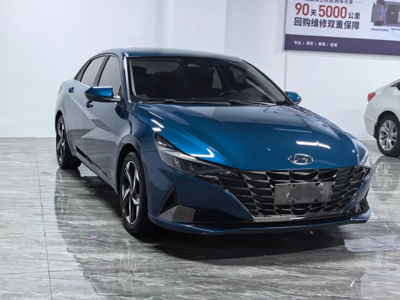 Hyundai Elantra id 4514173 из Китая 9