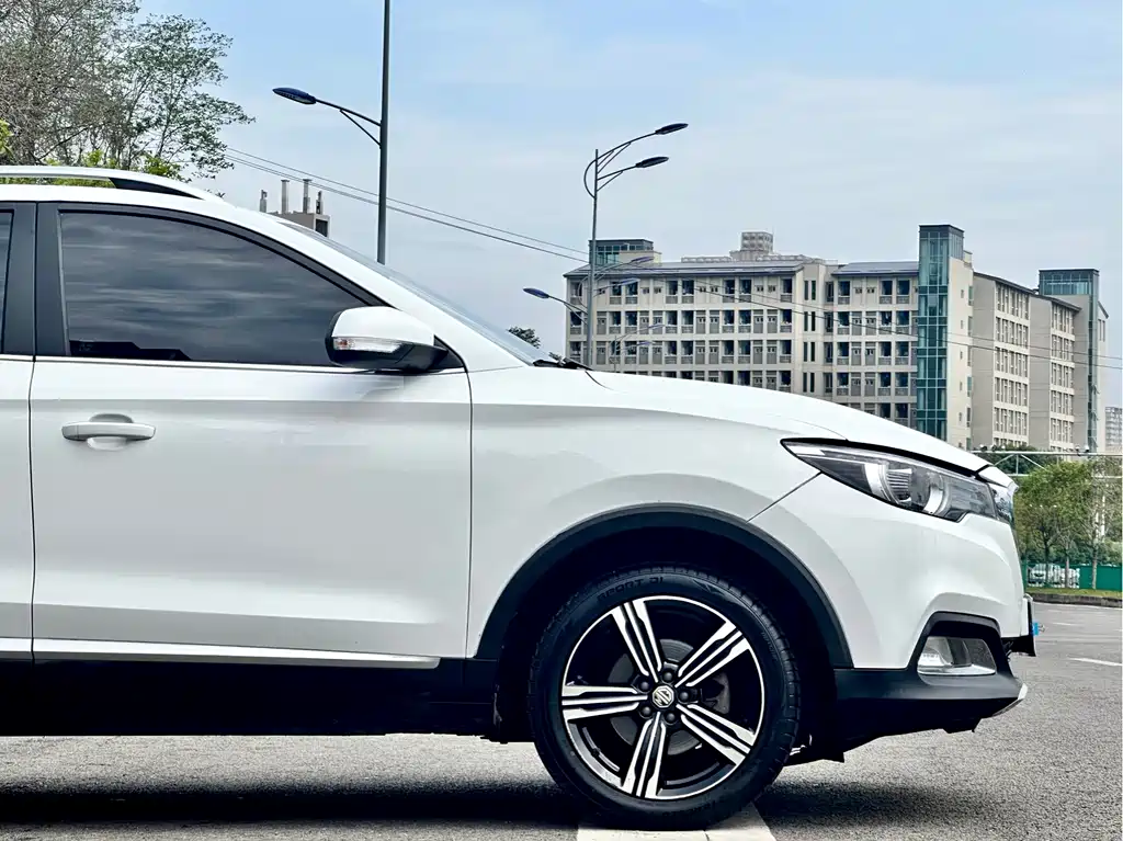 MG ZS 2018 1.5L AT Luxury V