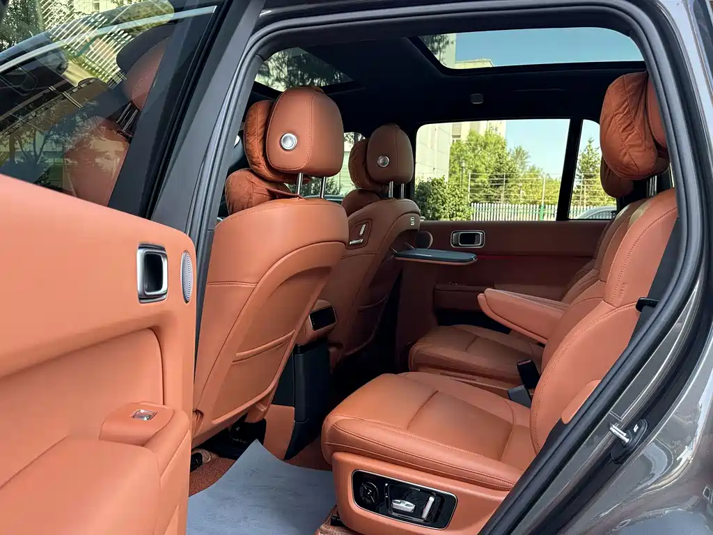 Li Auto Li L8 — миниатюра 23