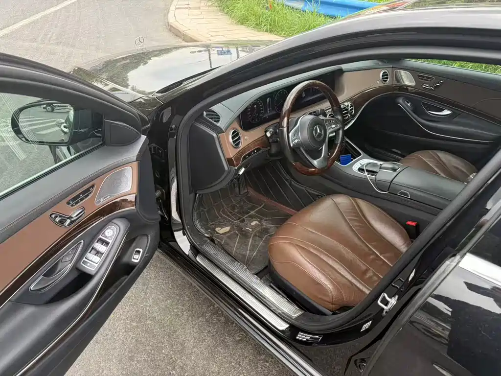 Mercedes-Benz S-Class — миниатюра 6