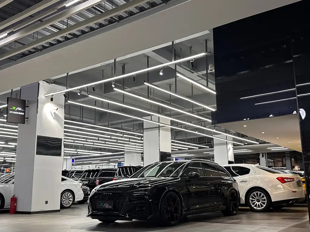 Audi RS 4 — миниатюра 3