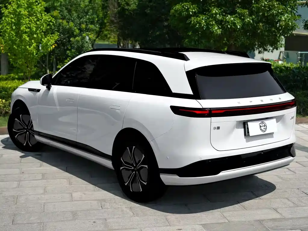 XPeng G9 — миниатюра 17