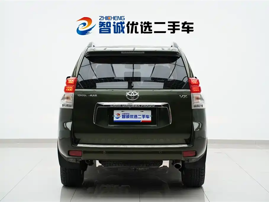 Toyota Land Cruiser Prado 2010 4.0L AT VX NAVI