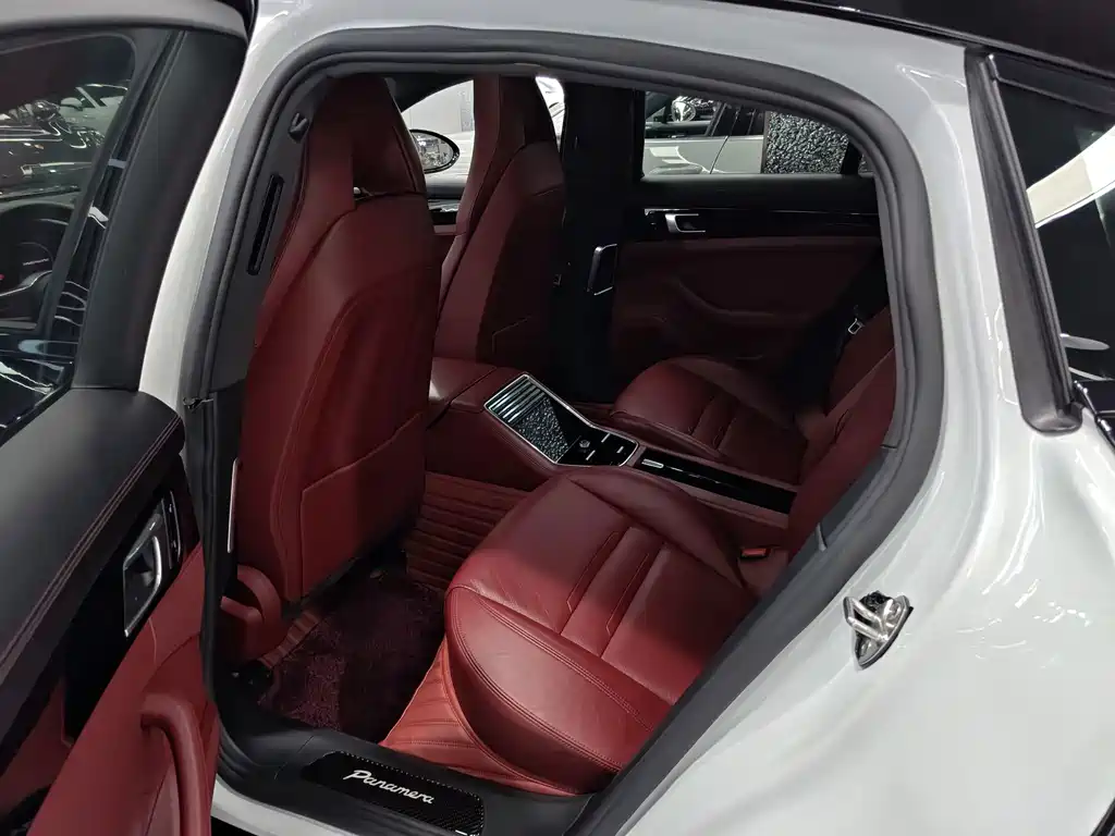 Porsche Panamera — миниатюра 6