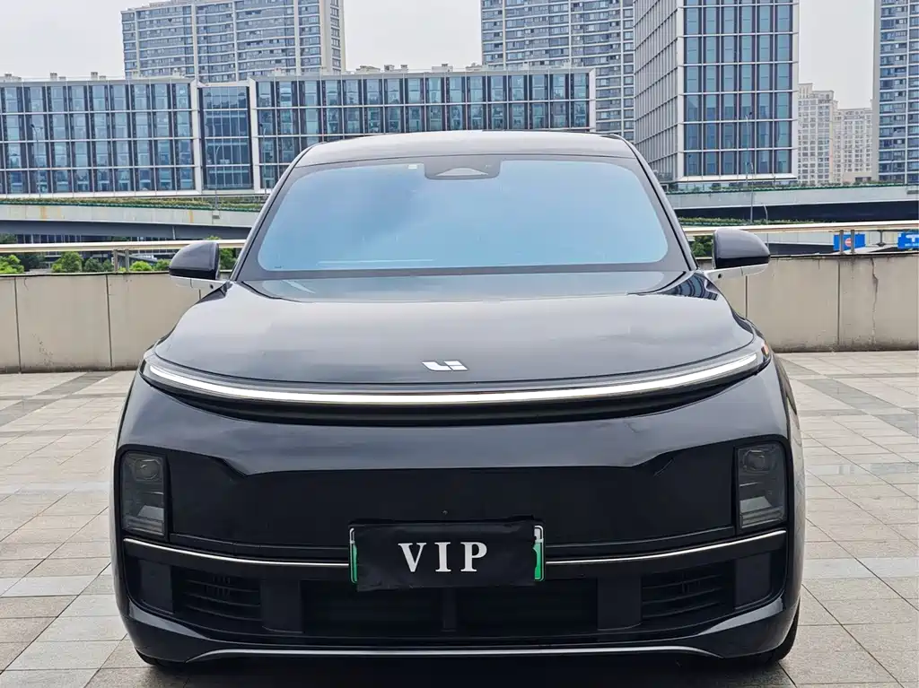 Li Auto Li L8 — миниатюра 2