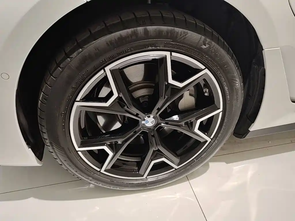 BMW i3 — миниатюра 23