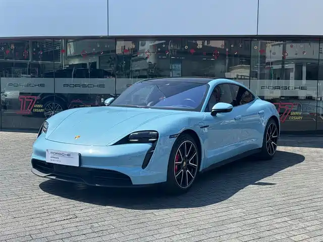PORSCHE TAYCAN 2020