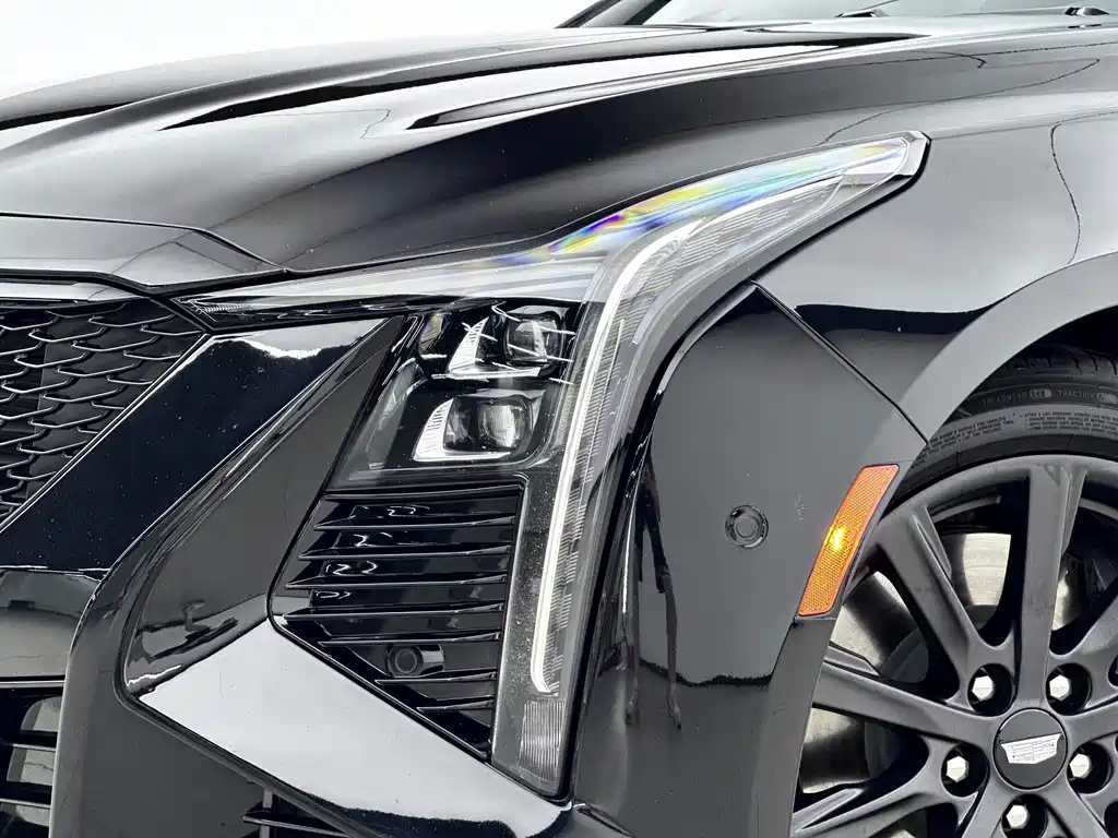 Cadillac CT5 — миниатюра 13