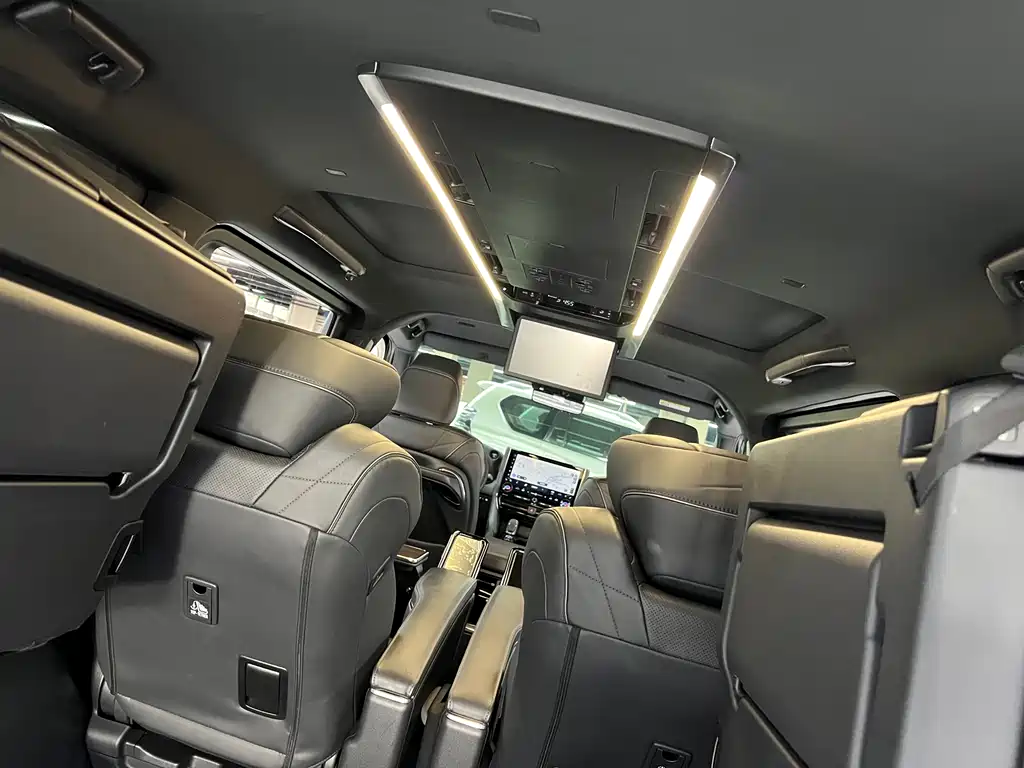 Toyota Alphard 2024 2.5L Premium