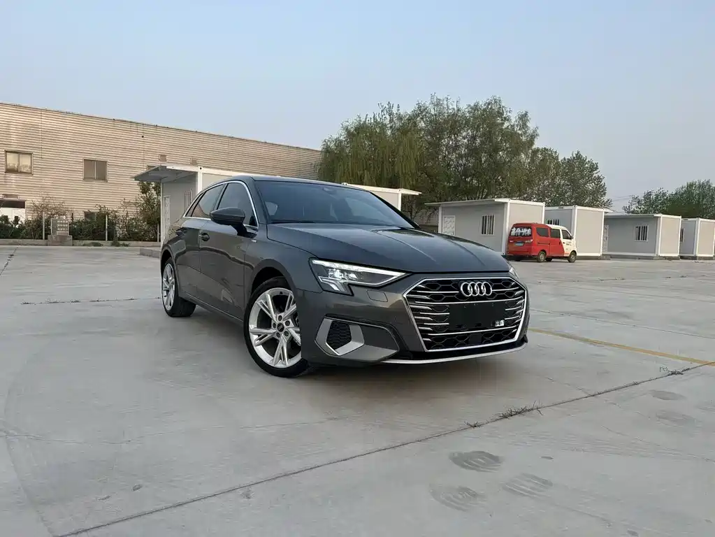 Audi A3 2023 Sportback 35 TFSI Fashion