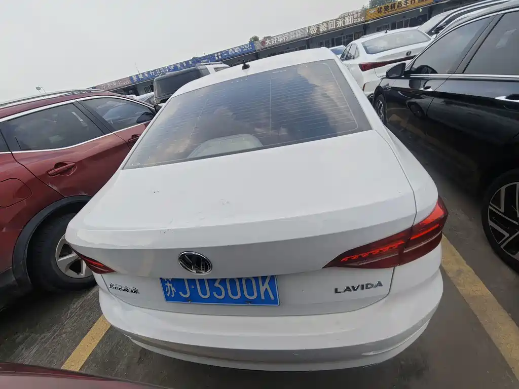 Volkswagen Lavida — миниатюра 15