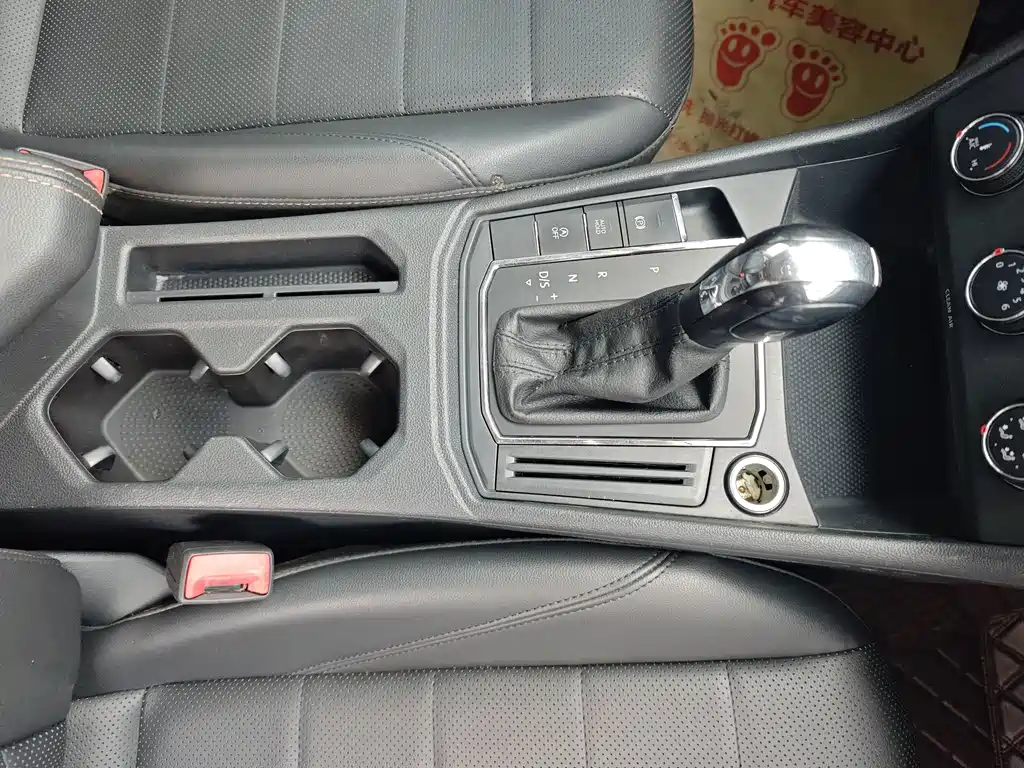 Volkswagen Lavida — миниатюра 13