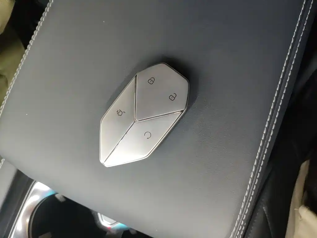 Fang Cheng Bao Leopard 5 — миниатюра 9