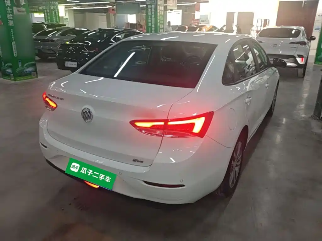 Buick Excelle — миниатюра 7