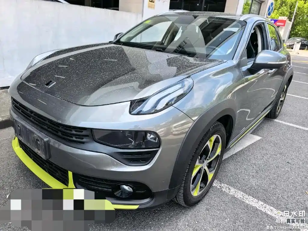 Lynk & Co 02