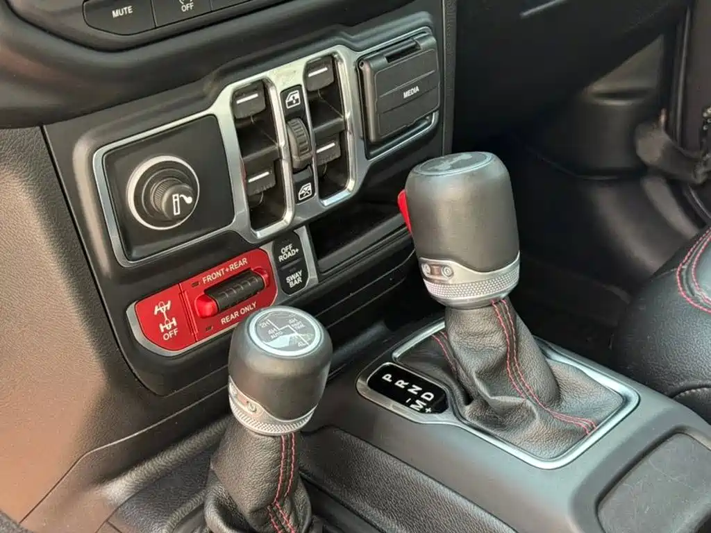 Jeep Wrangler — миниатюра 8