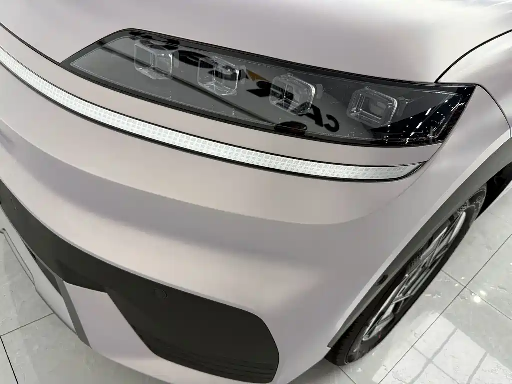 Hyundai EO — миниатюра 6