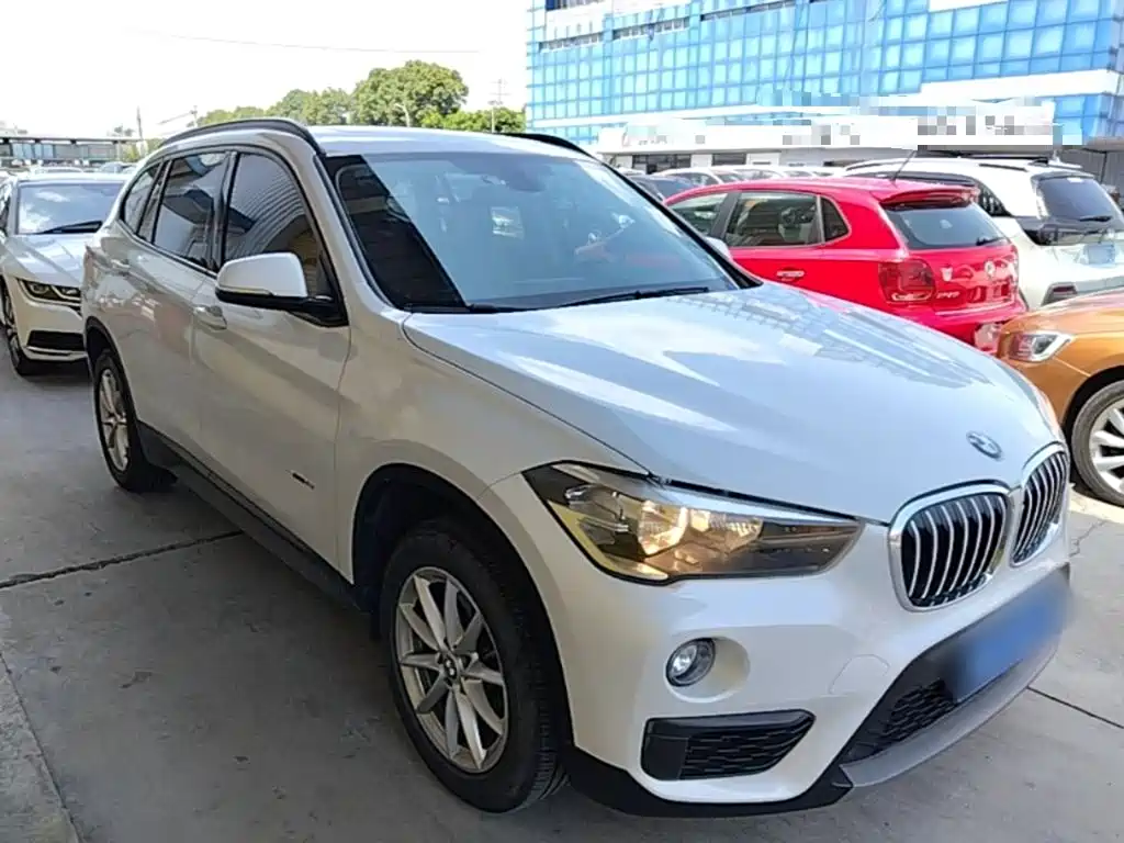 BMW X1 — миниатюра 4