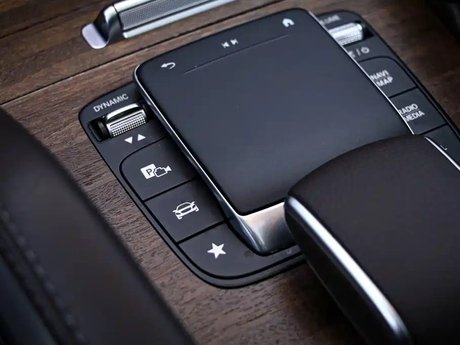 Mercedes-Benz GLS — миниатюра 11