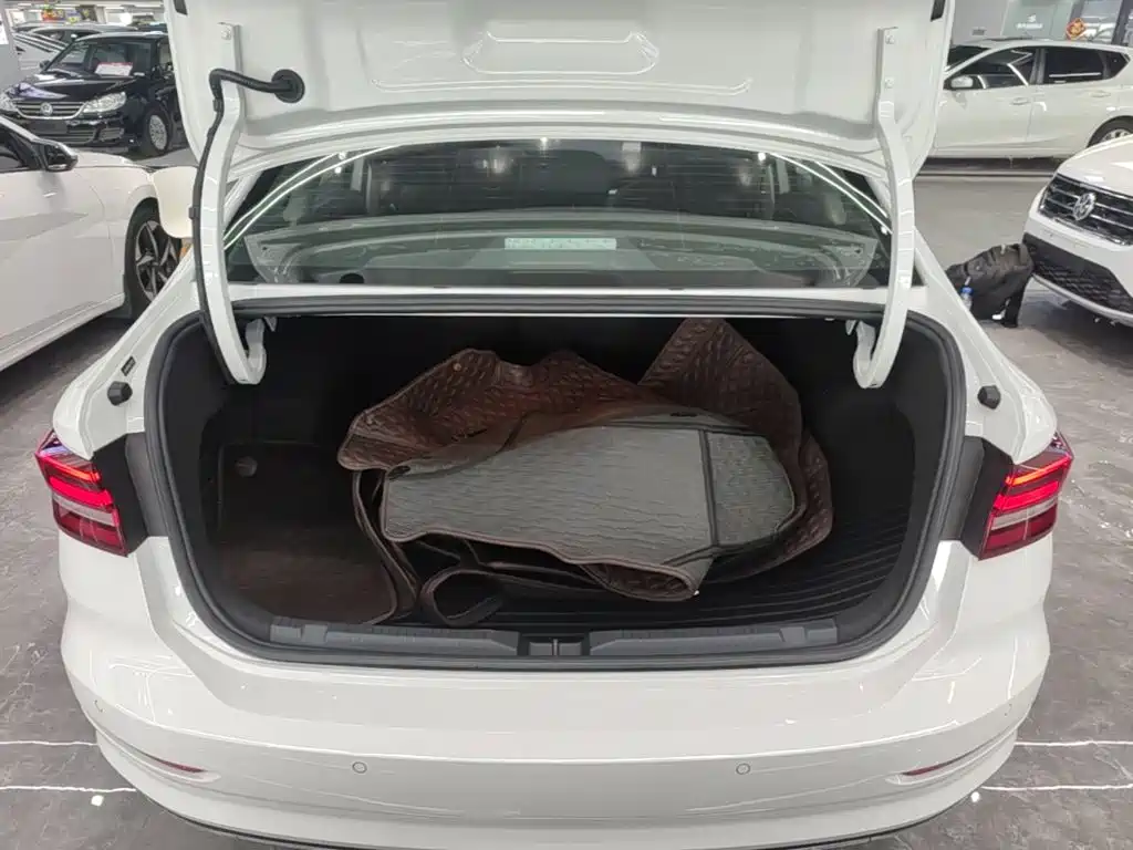 Volkswagen Lavida — миниатюра 19