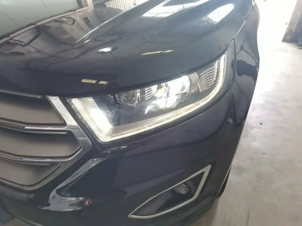 Ford Edge — миниатюра 24