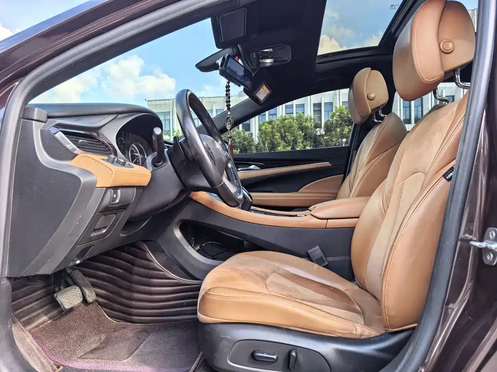 Buick LaCrosse — миниатюра 7