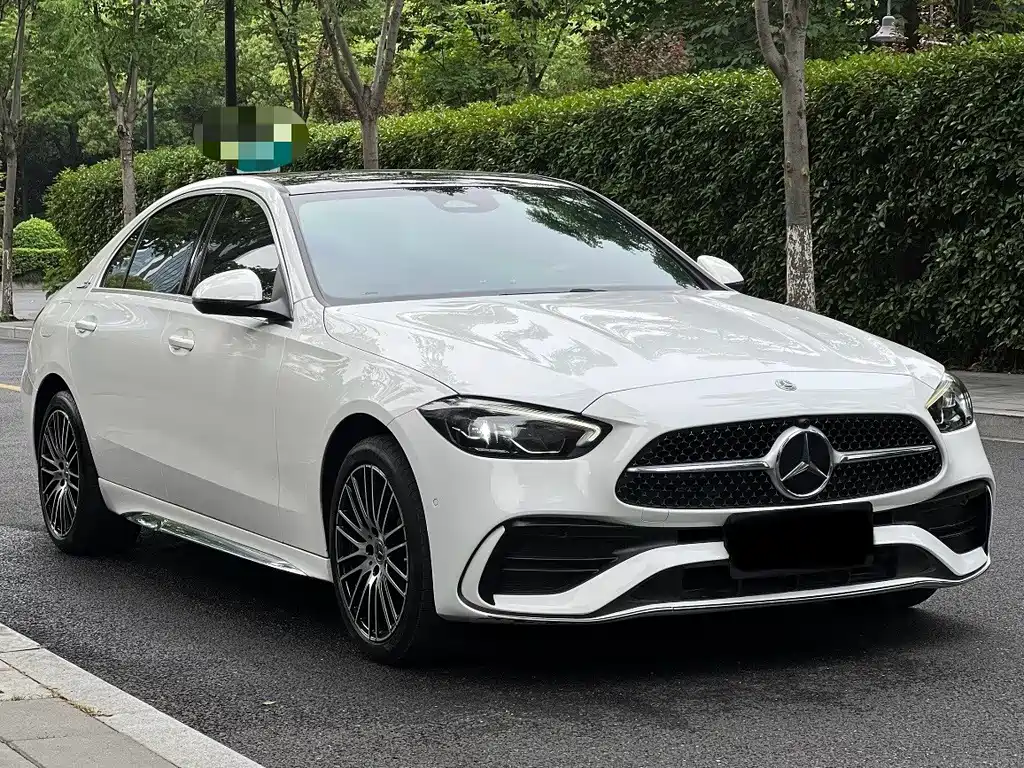 Mercedes-Benz C-Class — миниатюра 3