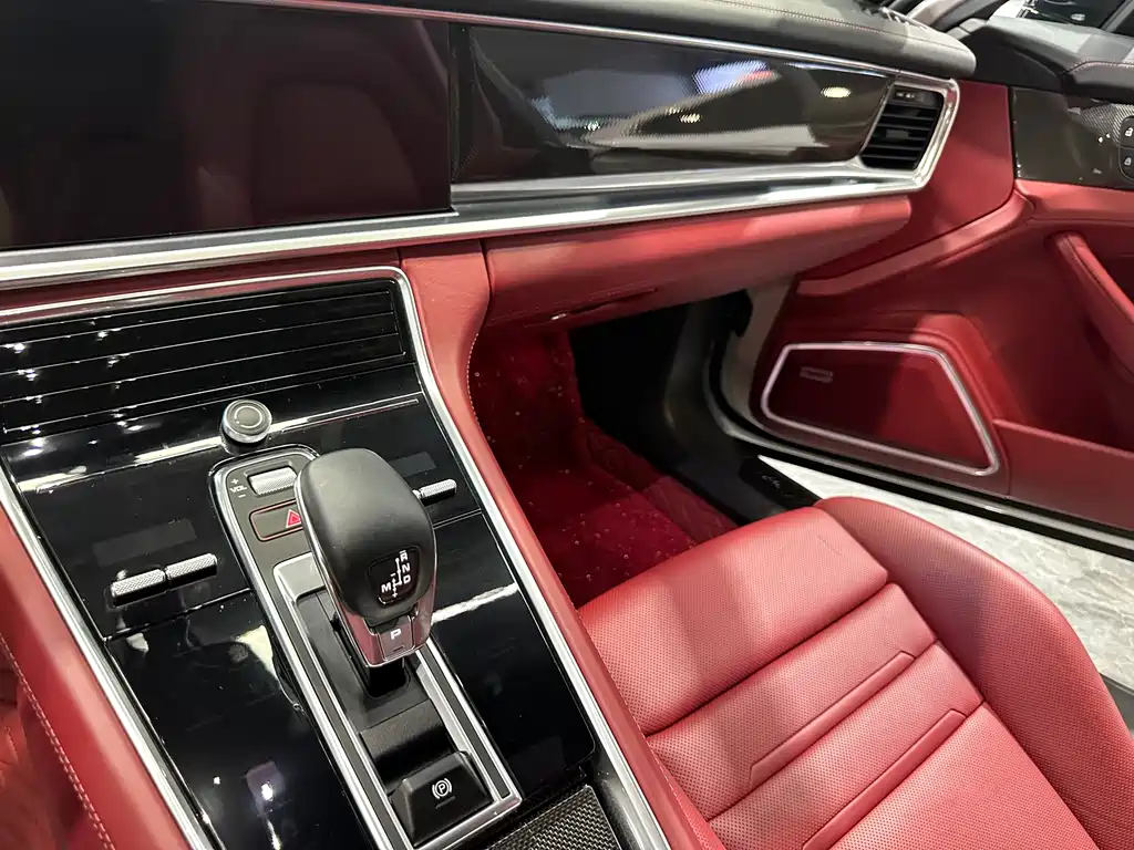 Porsche Panamera — миниатюра 12