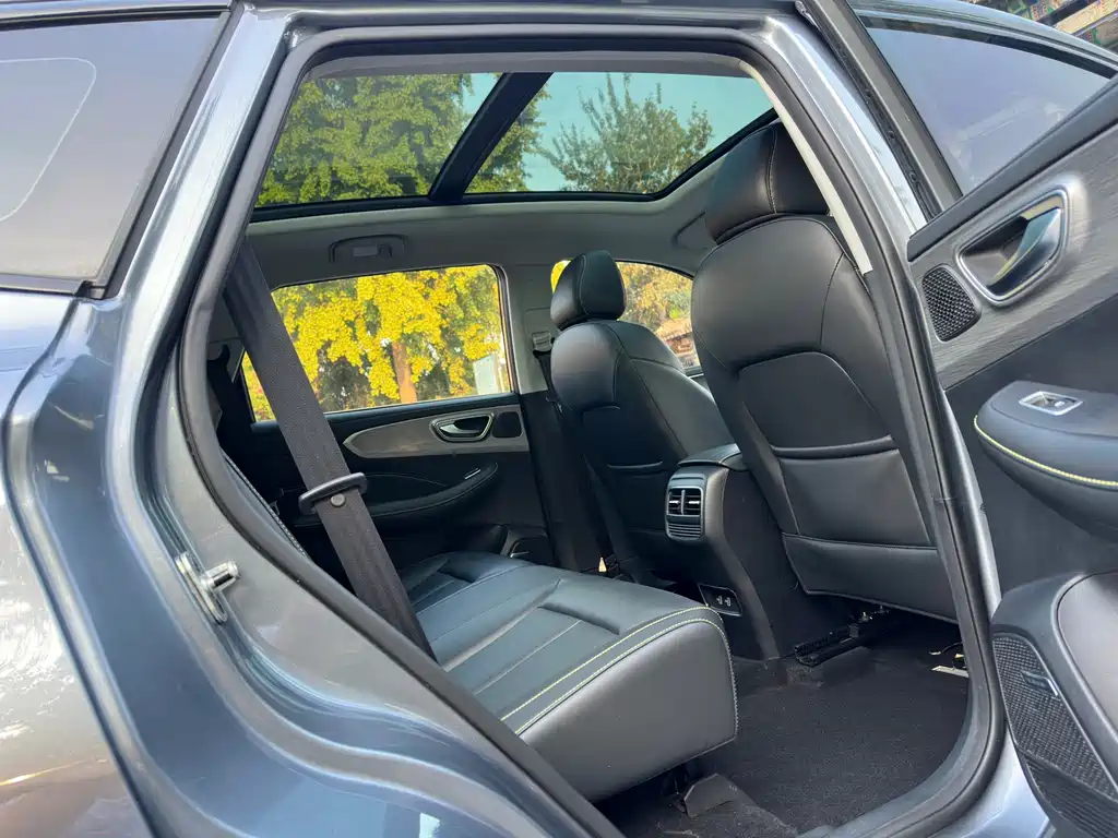 Roewe RX5 — миниатюра 17