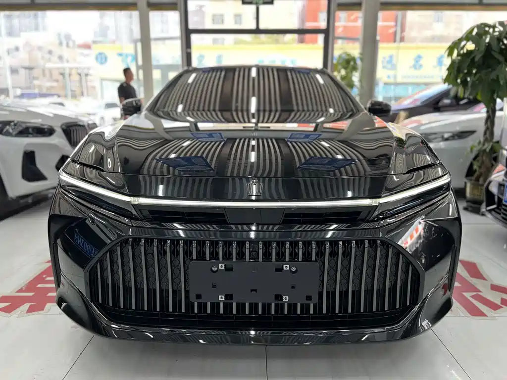 Toyota Crown (Import) — миниатюра 2