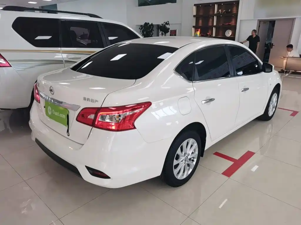Nissan Sylphy — миниатюра 7