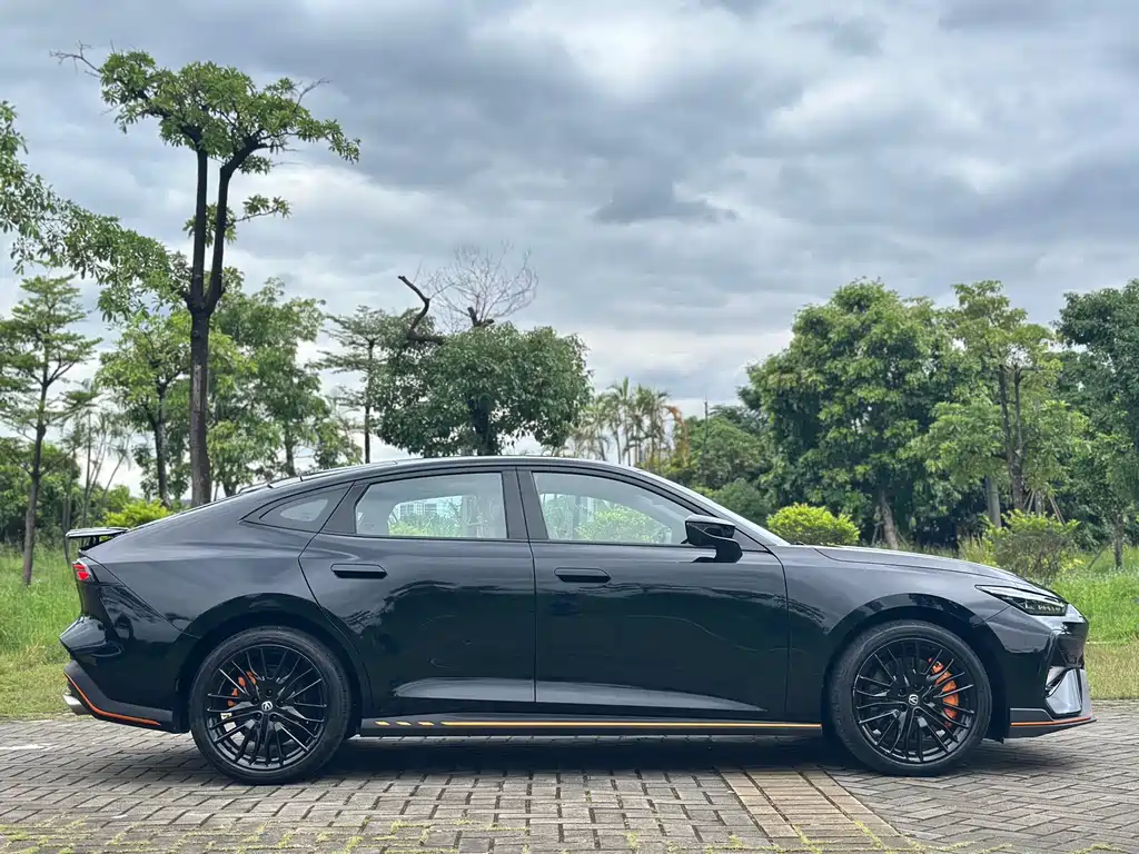 Changan UNI-V — миниатюра 4