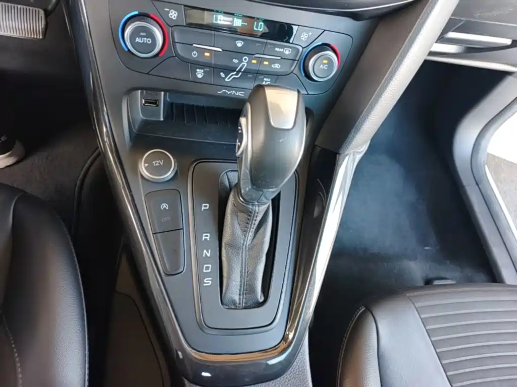 Ford Focus — миниатюра 14
