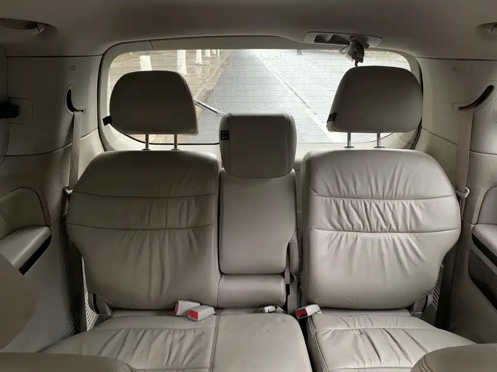 Honda Elysion — миниатюра 15