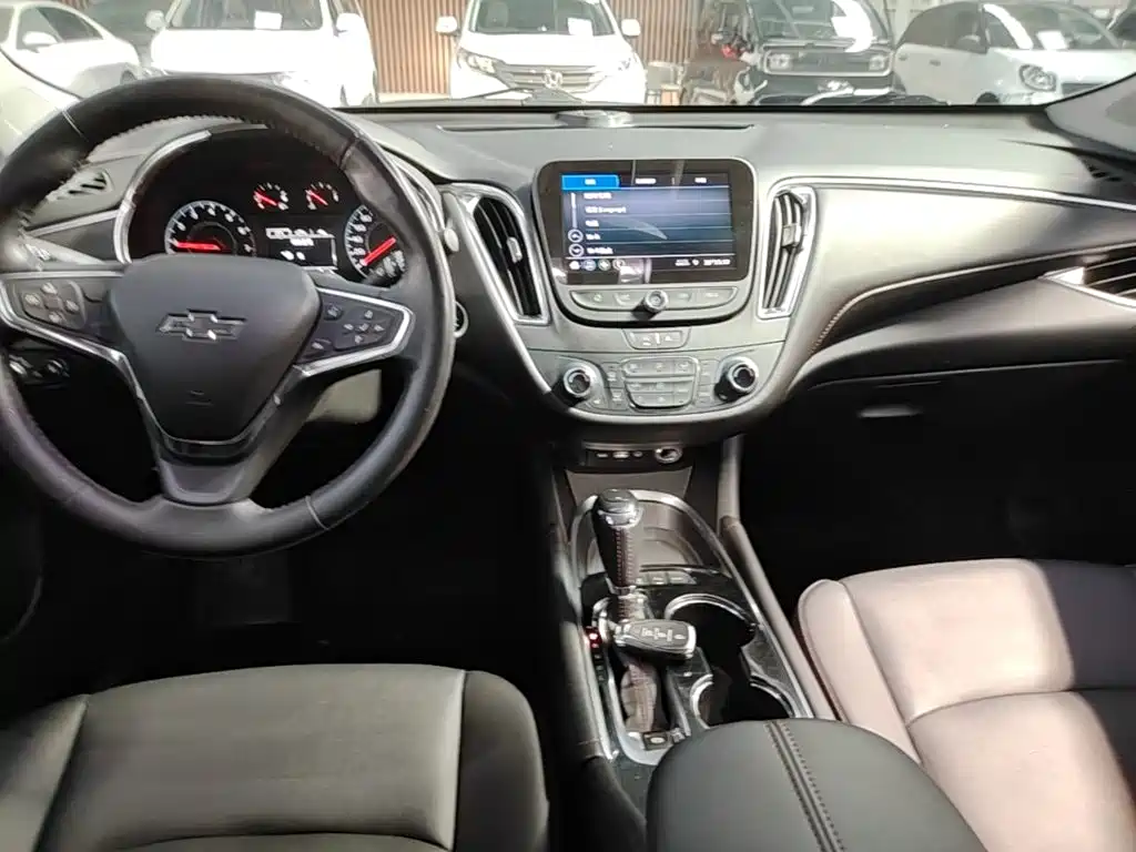 Chevrolet Malibu XL — миниатюра 10