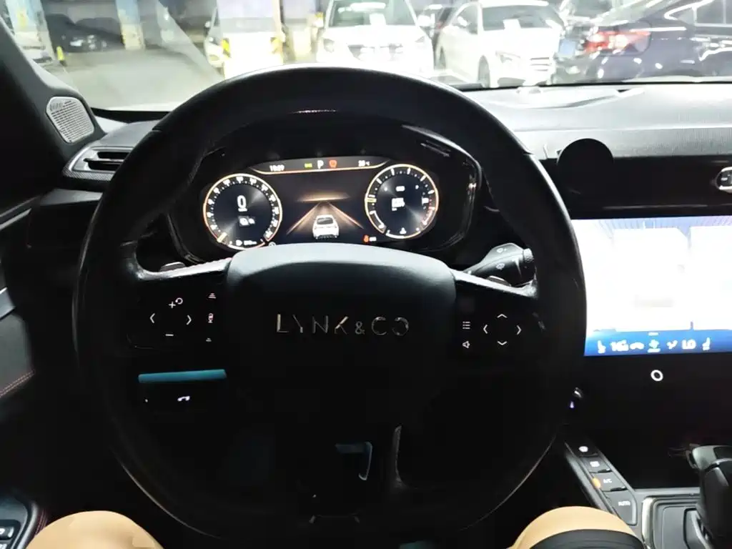 Lynk & Co 05 — миниатюра 11