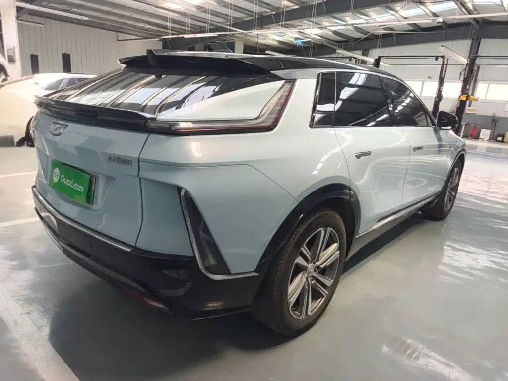 Cadillac Lyriq — миниатюра 7