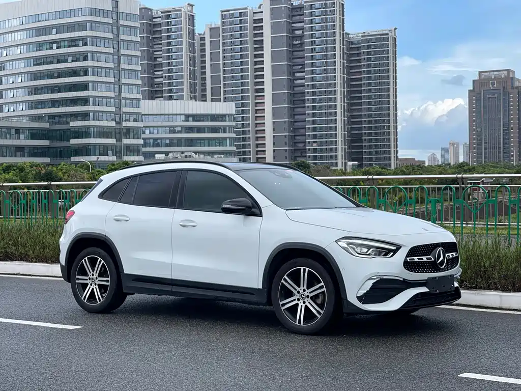Mercedes-Benz GLA — миниатюра 3