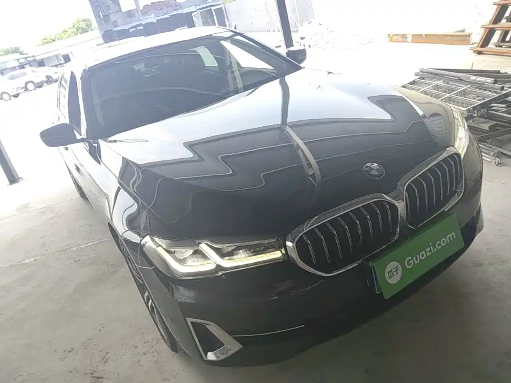 BMW 5 Series — миниатюра 4